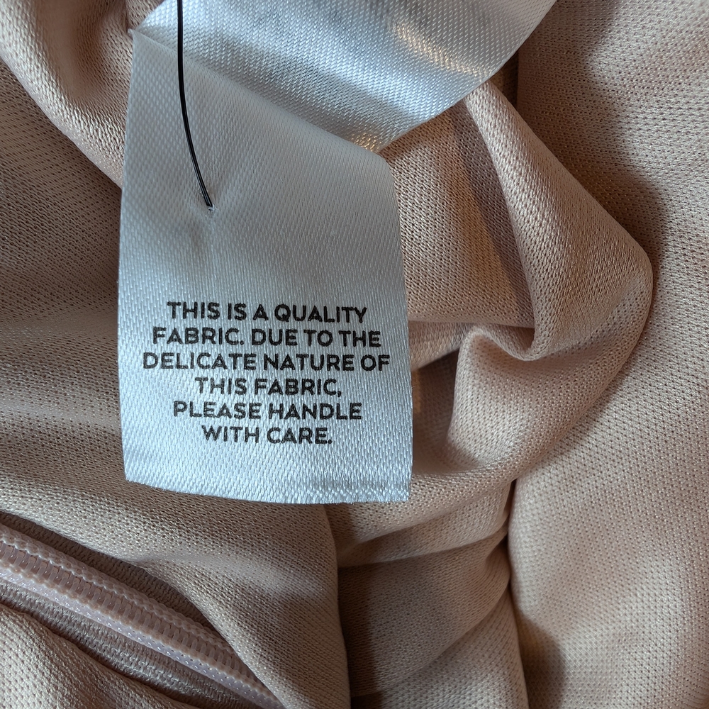Elegant Pink Long Sleeve Dress - Picture 11 of 13